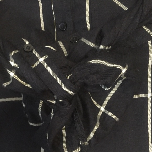 Petite M Navy Windowpane Plaid Check Shirt NWT - Picture 13 of 15